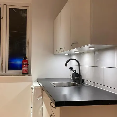 Apartamento Maison Nord, 6 Min From Airport & Sleep 5